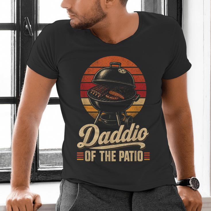 BBQ Dad Daddio Of The Patio Fathers Day Grilling Men's V-Neck T-Shirt