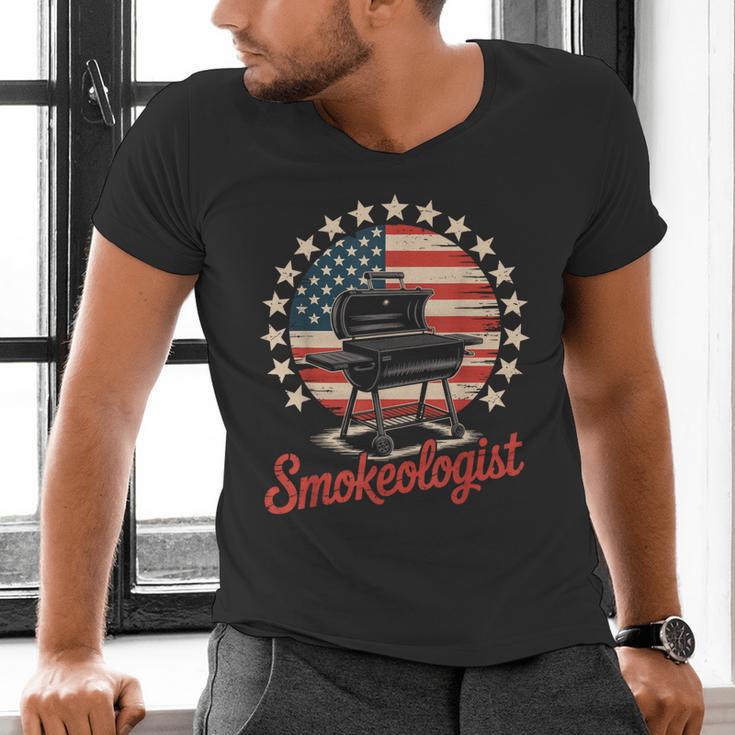 Smokeologist Grilling BBQ Dad Men's V-Neck T-Shirt Smokeologist Grilling BBQ Dad Men's V-Neck T-Shirt