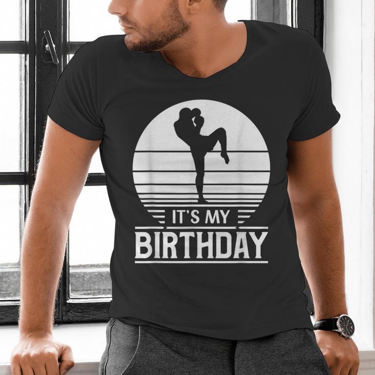 Vintage Birthday Shirt Muay Thai Kickboxer Its My Birthday Men's V-Neck T-Shirt Vintage Birthday Shirt Muay Thai Kickboxer Its My Birthday Men's V-Neck T-Shirt