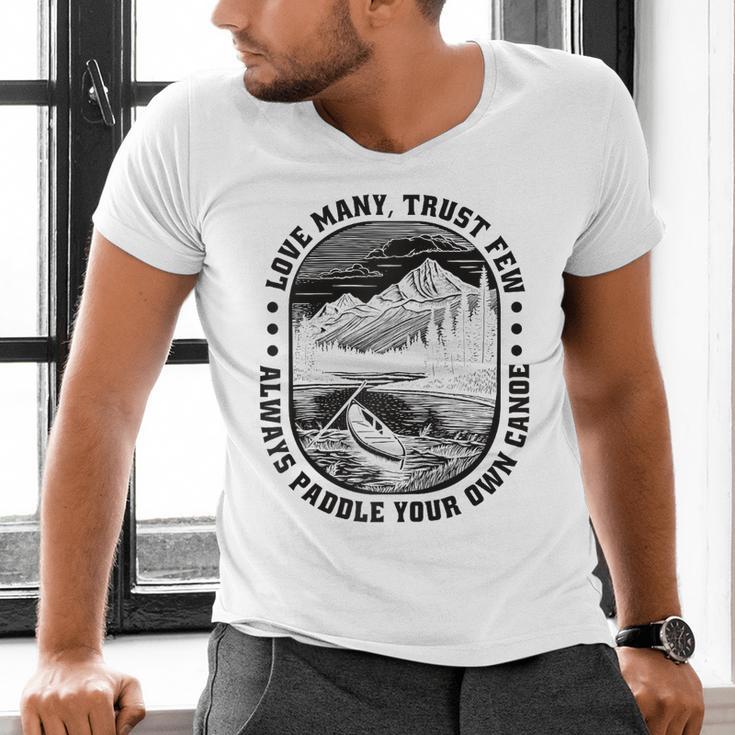 Love Many Trust Few Always Paddle Your Own Canoe Raglan Baseball Tee Men's V-Neck T-Shirt