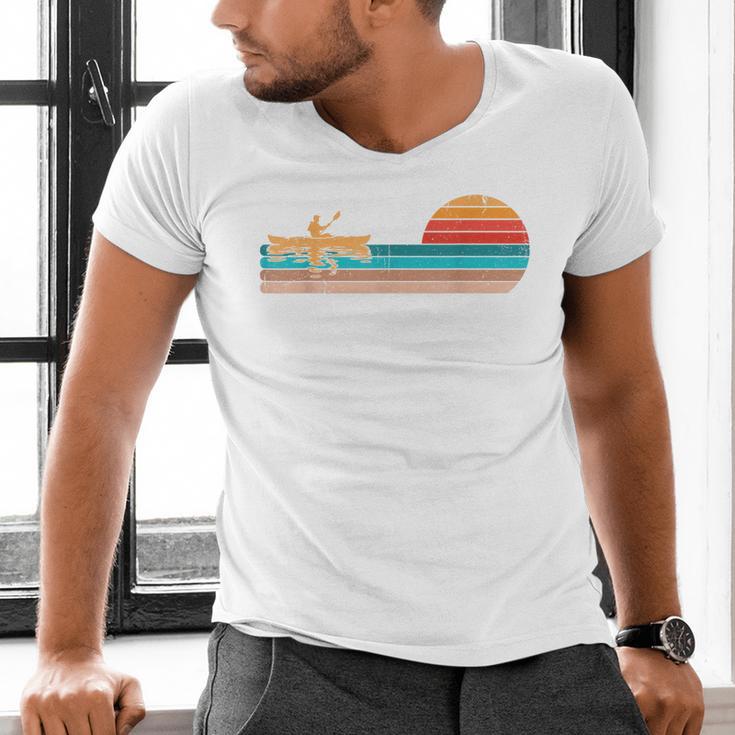Retro Vintage For Canoeists And Paddle Men's V-Neck T-Shirt