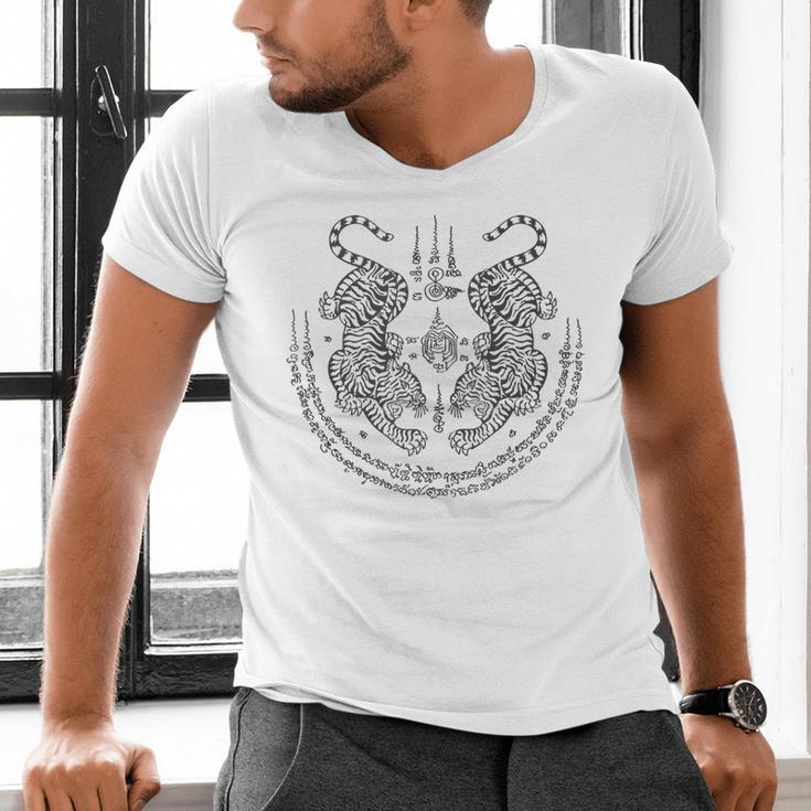 Twin Tiger Muay Thai Shorts Thailand Martial Arts Boxing Men's V-Neck T-Shirt Twin Tiger Muay Thai Shorts Thailand Martial Arts Boxing Men's V-Neck T-Shirt