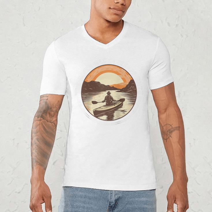 Kayak Kayaker Canoes-Boating Water-Paddle Canadier-Canoe Raglan Baseball Tee Men's V-Neck T-Shirt