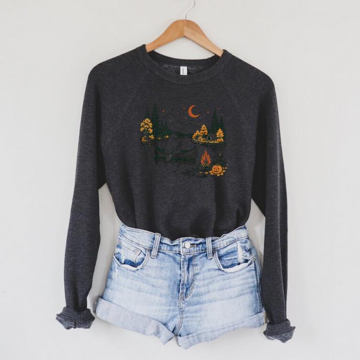 Canoe Ghost Camping Ghost Lake Halloween Spooky Fall Camping Raglan Sleeve Sweatshirt
