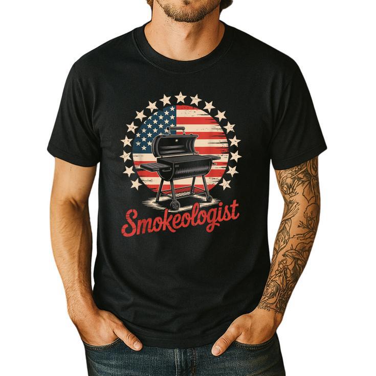 Smokeologist Grilling BBQ Dad Men's Casual T-Shirt