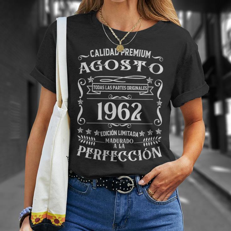 64 Cumpleaños Nacido En Agosto De 1962Intage 64 Años Cuello Camiseta unisex Regalos para ella