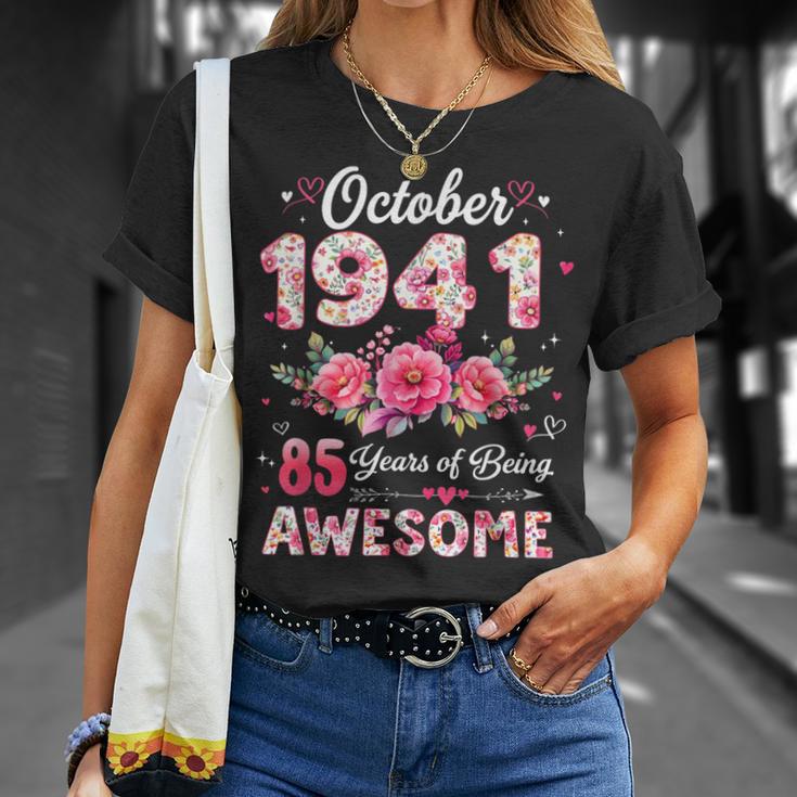 85歳 1941年10月 花柄 85歳 誕生日 男性 女性 Tシャツ 彼女への贈り物