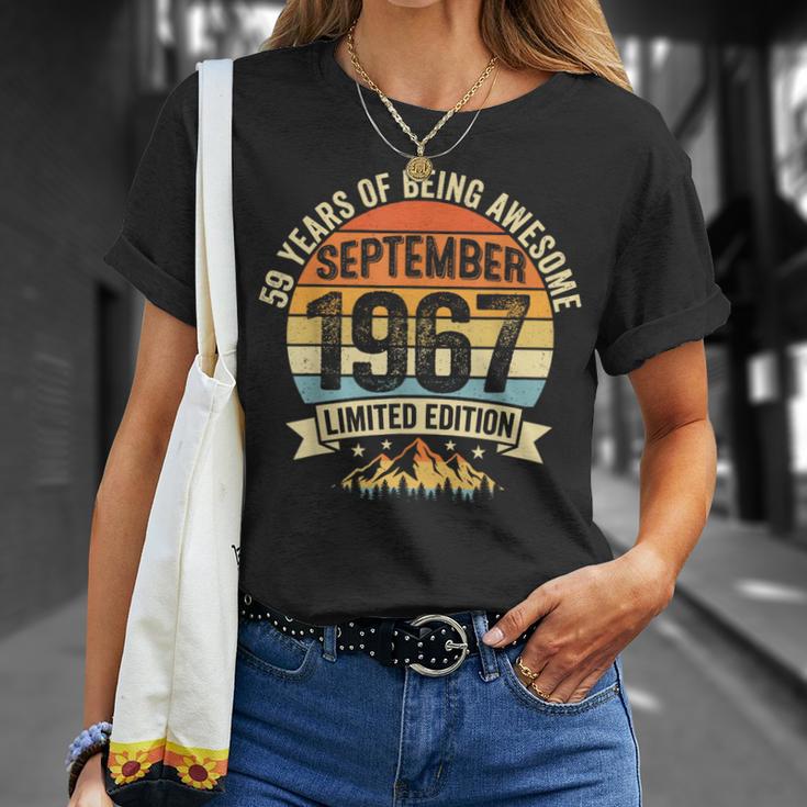 En La Parte Traseraintage 59 Cumpleaños Decoraciones Hombres 59 Años 1967 59 Camiseta unisex Regalos para ella