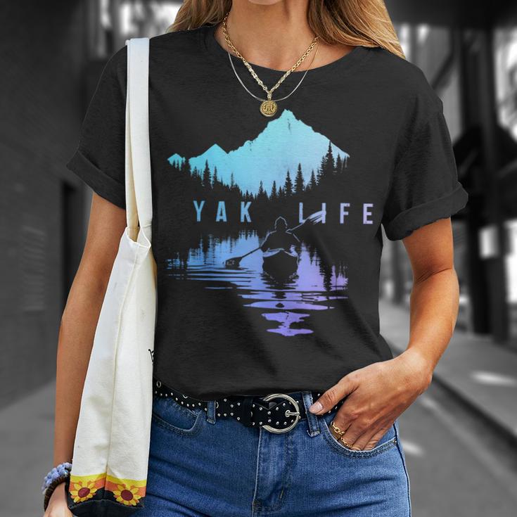 Kayak Kayak Vintage Mountains Canoe Kayak T-Shirt Gifts for Her