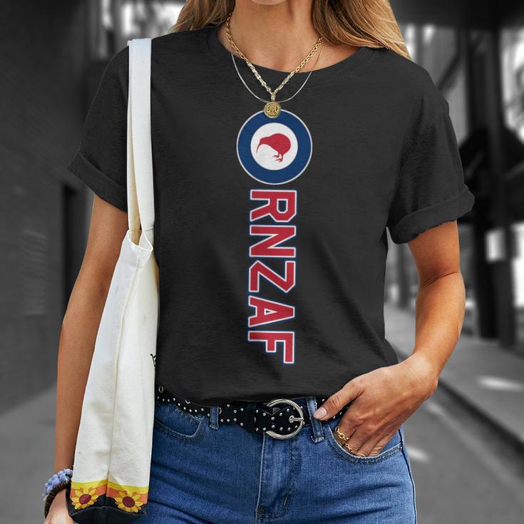Kiwi Roundel De La Real Fuerza Aérea De Nueva Zelanda Rnzaf Camiseta unisex Regalos para ella
