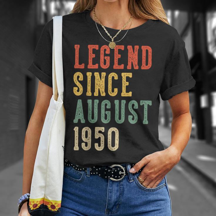 Leyenda Desde Agosto 76 Cumpleaños 1950 Hombres Es 76 Años Camiseta unisex Regalos para ella
