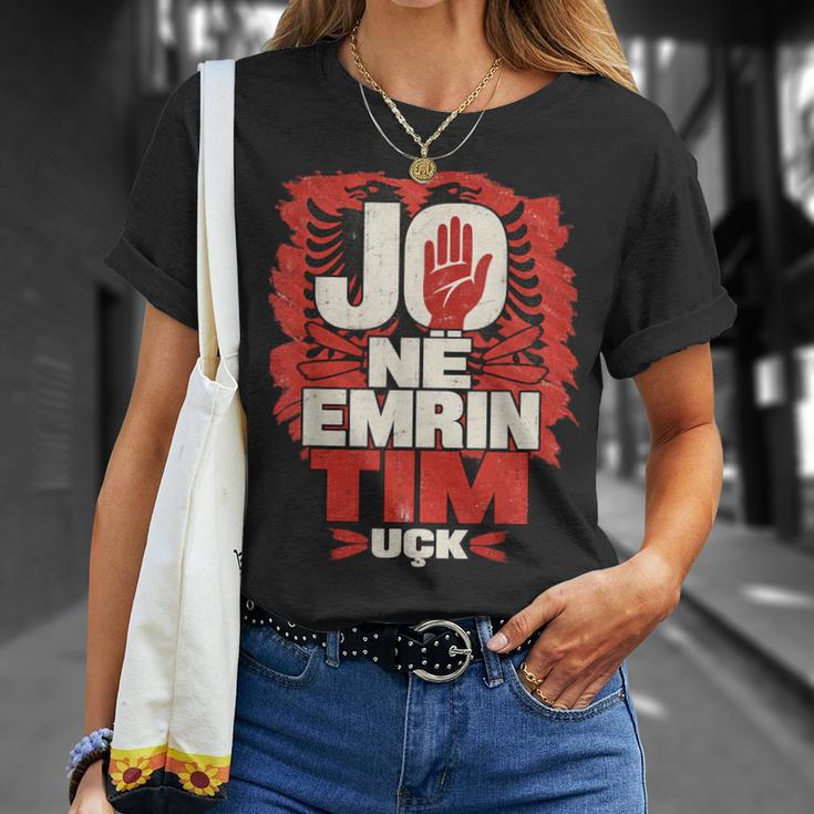 Pas En Mon Nom Drapeau Albanais Uckintage T-Shirt Cadeaux pour elle