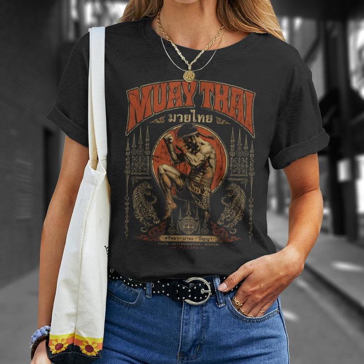 Retro Nak Muay Muay Thai Fighter Thai Boxing Gym T-Shirt Gifts for Her Retro Nak Muay Muay Thai Fighter Thai Boxing Gym T-Shirt Gifts for Her