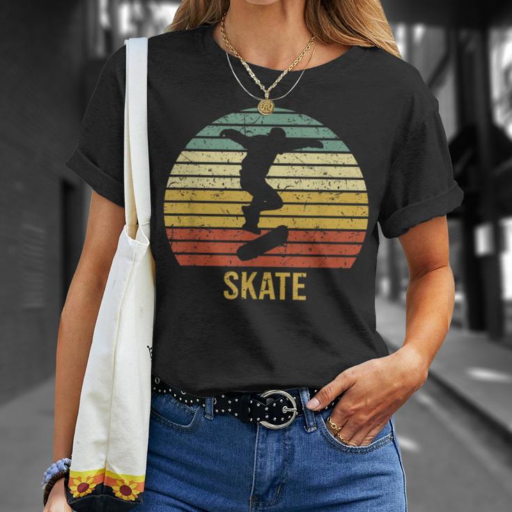 Skaterintagekateboard Retrokateboarder Grafik T-Shirt Geschenke für Sie