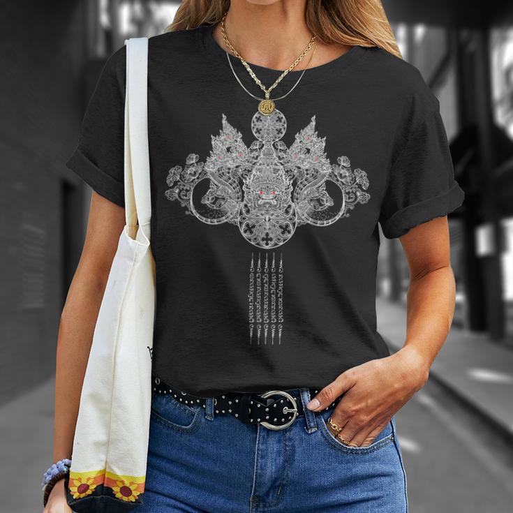 Thai Sak Yant Tattoo Muay Thai Art T-Shirt Gifts for Her Thai Sak Yant Tattoo Muay Thai Art T-Shirt Gifts for Her