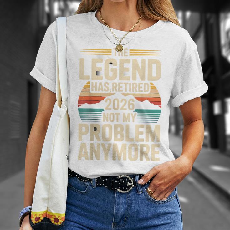 The Legend Has Retired 2026 面白い引用 Tシャツ 彼女への贈り物