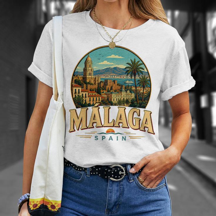 Vintage Málaga Españaiajeouvenir Monumento Regalo Camiseta unisex Regalos para ella
