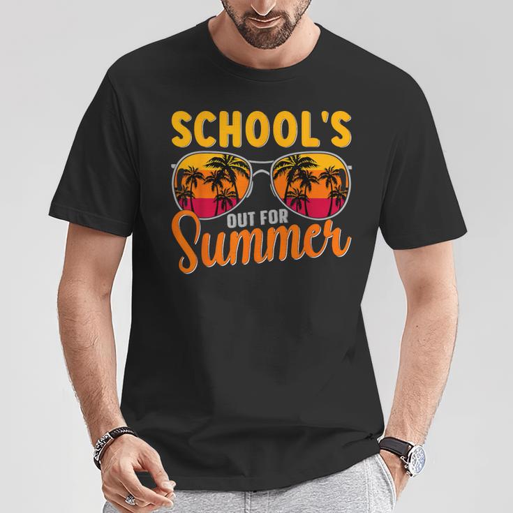 Diechule Ist Imommer Auschools Out Forummer T-Shirt Lustige Geschenke