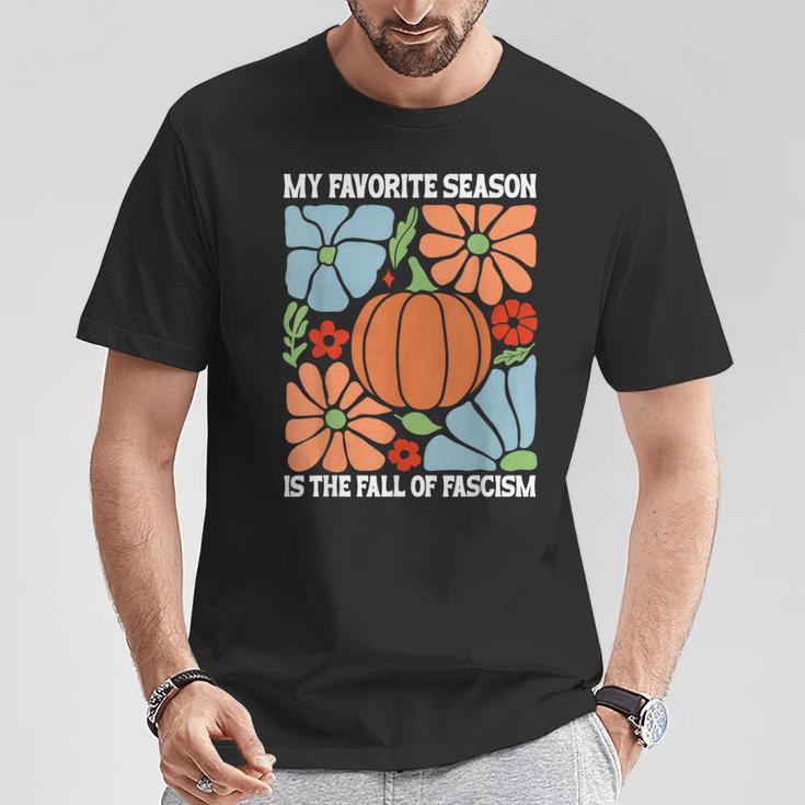 My Favoriteeason Is The Fall Of Fascismign Anti Fascism Tシャツ 面白い贈り物