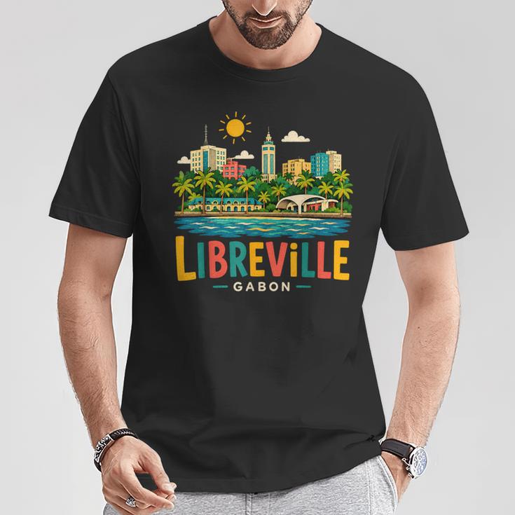 Souvenir Deoyage Libreville Gabon Dessiné À La Main T-Shirt Cadeaux drôles