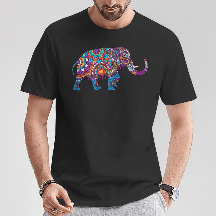 カラフルなインドの象の花柄象アート Tシャツ 面白い贈り物