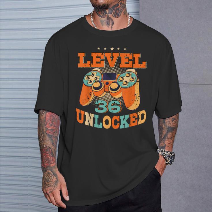 36歳の誕生日プレゼント 36歳 男性と女性、ビデオゲーム 1985年生まれ Tシャツ 彼への贈り物