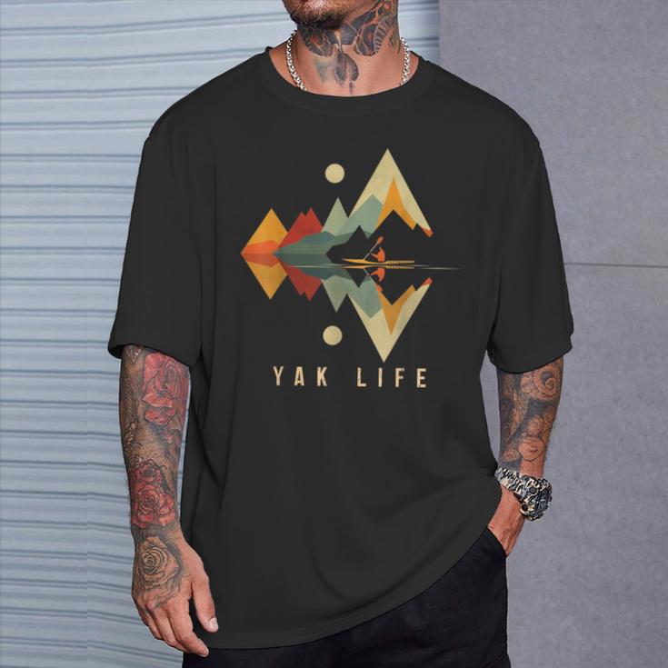 Kayak Vintage Retro Mountains Canoe Kayak Kayak Kayak T-Shirt Gifts for Him