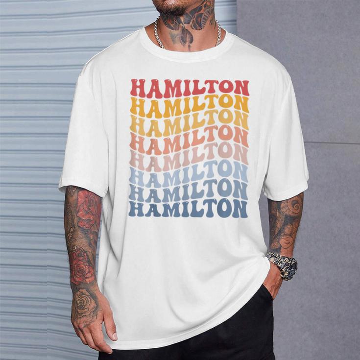 Hamilton City Groovy Retro Camiseta unisex Regalos para él