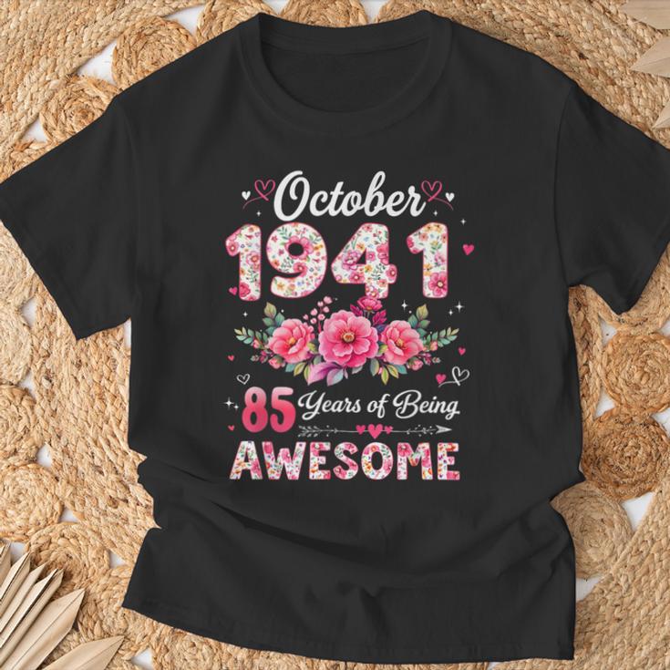 85歳 1941年10月 花柄 85歳 誕生日 男性 女性 Tシャツ 高齢者への贈り物