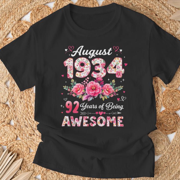 92歳 1934年8月 花柄 92歳 誕生日 男性 女性 Tシャツ 高齢者への贈り物