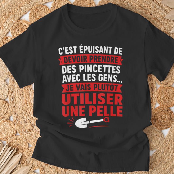 Humour Pelle Drôle Prendre Des Pincettes Aves Les Gens T-Shirt Cadeaux pour les vieillards