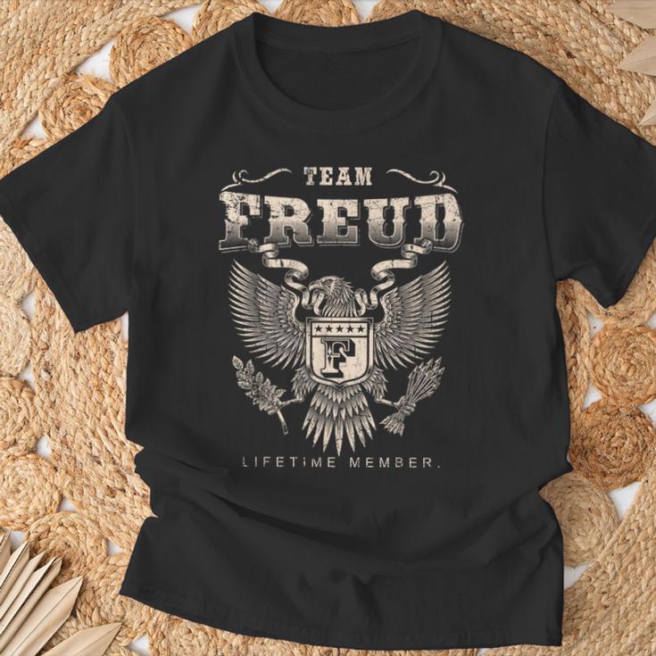 Membre Àie De L'équipe Freud Freud Name T-Shirt Cadeaux pour les vieillards
