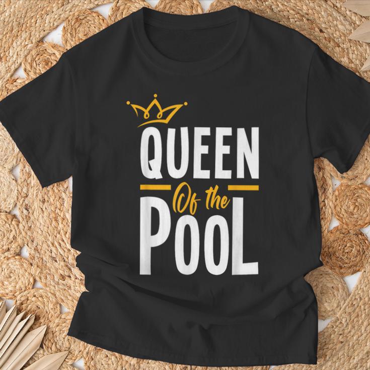 Queen Of The Pool Swimmers Swimming Swimmer T-Shirt Gifts for Old Men