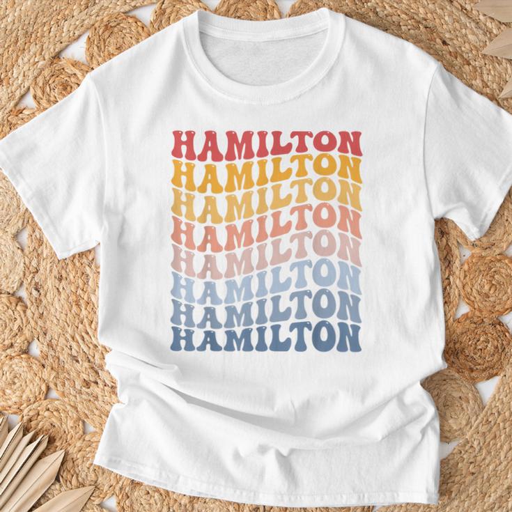 Hamilton City Groovy Retro Camiseta unisex Regalos para ancianos