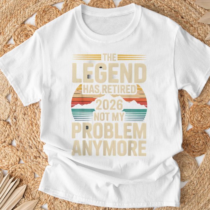 The Legend Has Retired 2026 面白い引用 Tシャツ 高齢者への贈り物