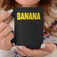 Banana The Word Banana On A コスチューム コーヒーマグ 面白い贈り物