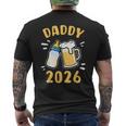 Daddy 2026 Nuovo Papà Annuncio Del Padre Giovane T-shirt da uomo con stampa posteriore