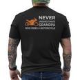 Maiottovalutare La Festa Del Papà Del Nonno Motociclista T-shirt da uomo con stampa posteriore