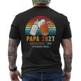 Papà 2027 Futuro Papà Annuncio Arrivo Del Bambino T-shirt da uomo con stampa posteriore