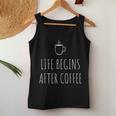 Life Begins After Coffeeコーヒーの後に人生が始まる 遅起き族はナマケモノが好き コーヒー レディースタンクトップ 面白い贈り物