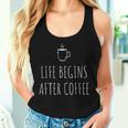Life Begins After Coffeeコーヒーの後に人生が始まる 遅起き族はナマケモノが好き コーヒー レディースタンクトップ 彼女への贈り物