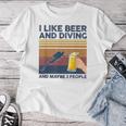 I Like Beer And Diving And Maybe 3 People 面白いギフト レディースTシャツ 面白い贈り物
