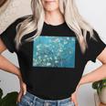 ヴィンセント・ファン・ゴッホ作「アーモンドの花の枝」1890 レディースTシャツ 彼女への贈り物