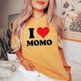 I Heart Momo ファーストネーム I Love パーソナライズ レディースオーバーサイズコンフォートTシャツ Mustard