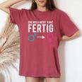 男性から女性へのトランスジェンダーlgbt レディースオーバーサイズコンフォートTシャツ Crimson