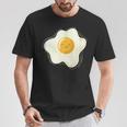 Cocinar Y Cocinar Huevos Fritos Es Feliz Camiseta unisex Regalos divertidos