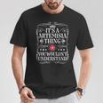 Le Nom D'artemisia Est Un Truc D'artemisia Queous Ne Comprendriez Pas T-Shirt Cadeaux drôles