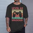 Hombre Nivel 60 Desbloqueado –Intage 60 Cumpleaños Gaming Gamer Retro Camiseta unisex Regalos para él