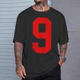 Uniforme De Jugador Número 9 Rojo Brillante Número 9 Camiseta unisex Regalos para él