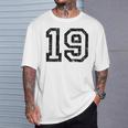 Numéro De Dossard 19Intage NoirBlanc No 19 T-Shirt Cadeaux pour lui